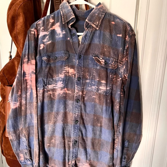 Morgan Wallen bleached flannel. New. Size medium. - Picture 2 of 2